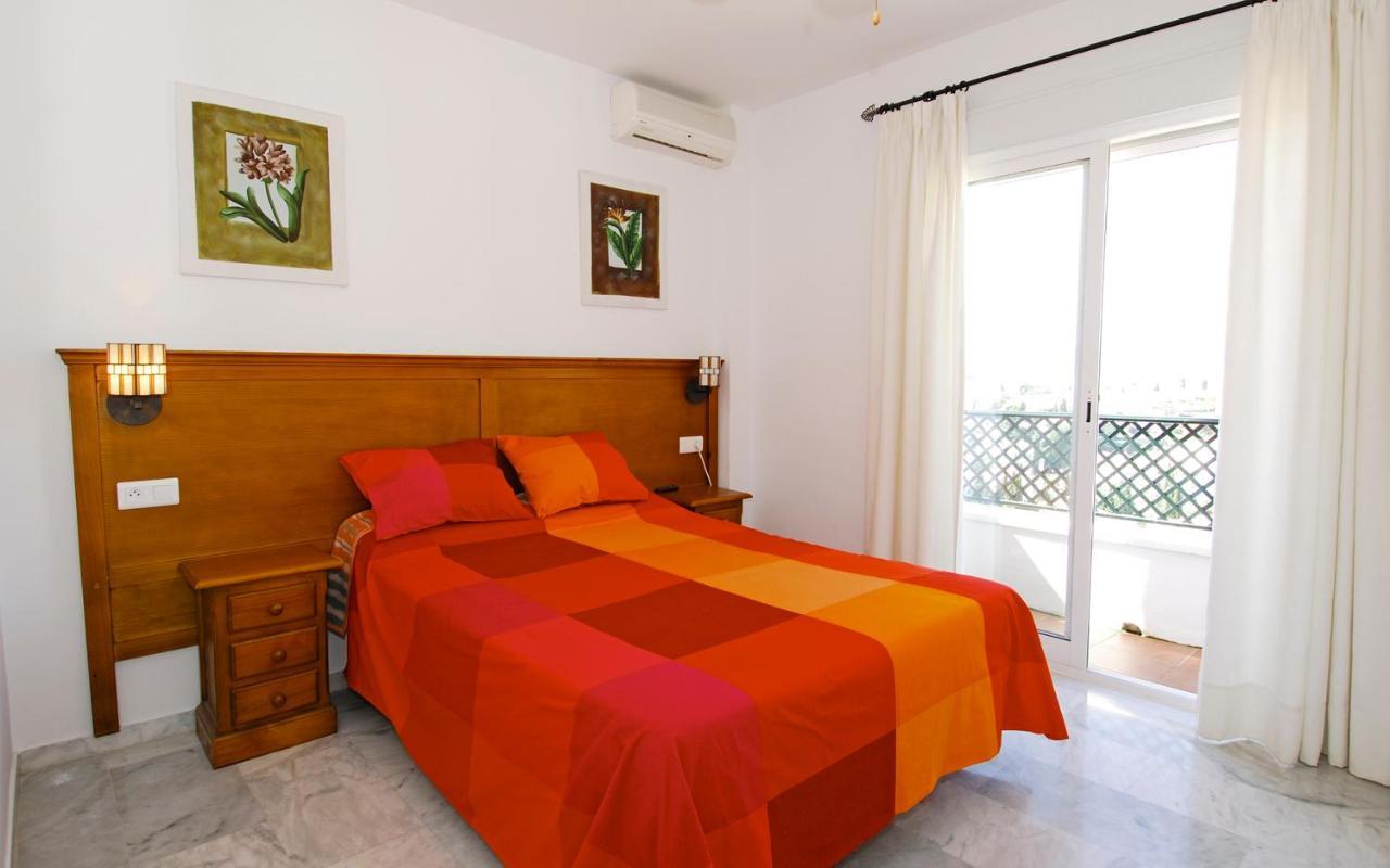 Apartamentos Hc Burriana Playa Nerja Exterior photo