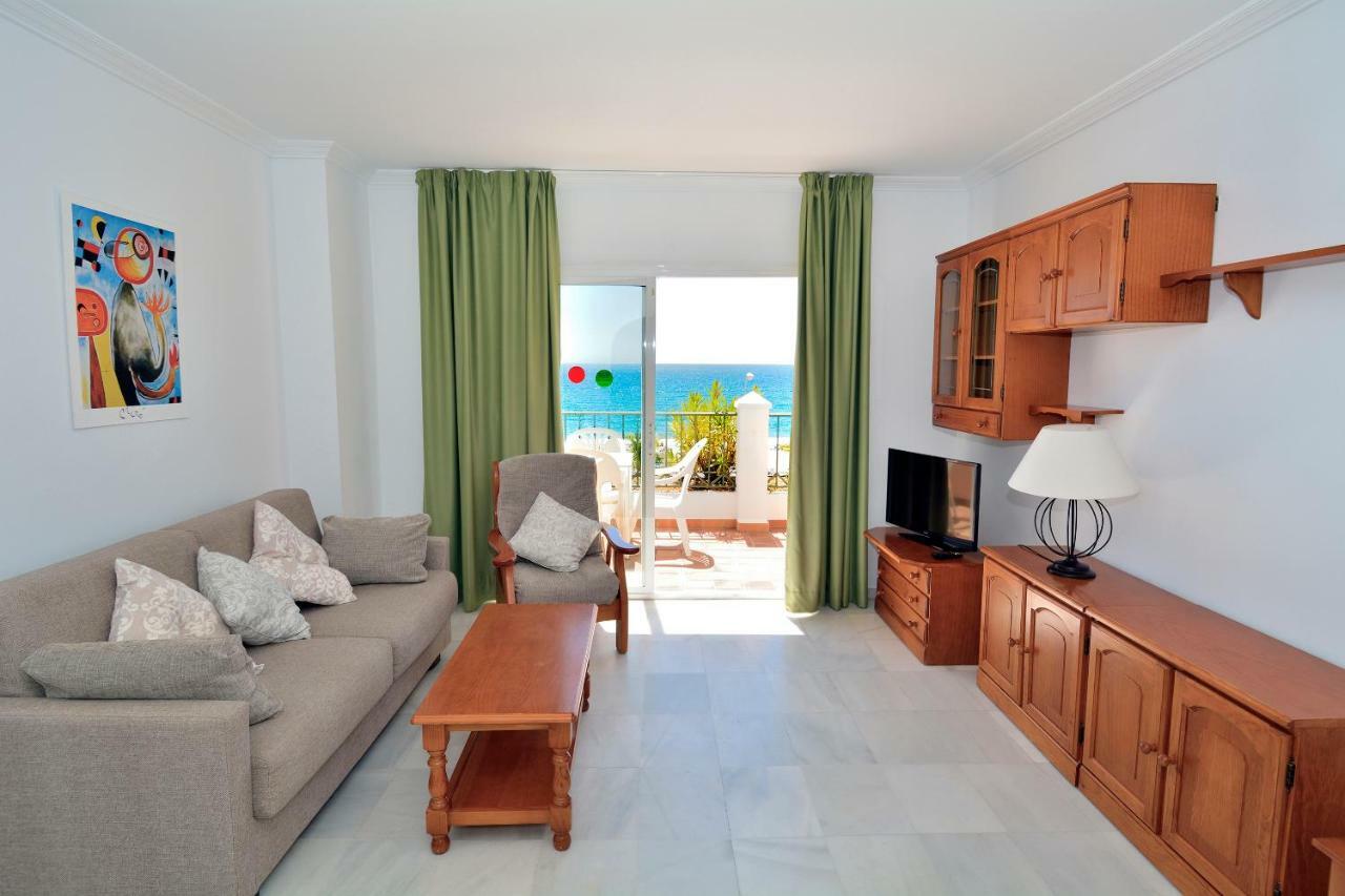 Apartamentos Hc Burriana Playa Nerja Exterior photo